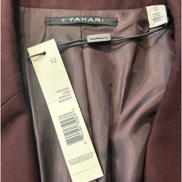 T Tahari Midnight Burgundy Blazer - Picture 5 of 7